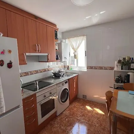 Piso Exterior Muy Luminoso A 5 Minutos Del Centro דירה אוביידו
