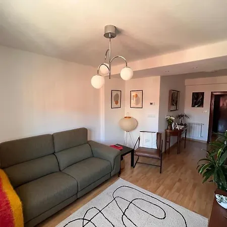 דירה Piso Exterior Muy Luminoso A 5 Minutos Del Centro אוביידו